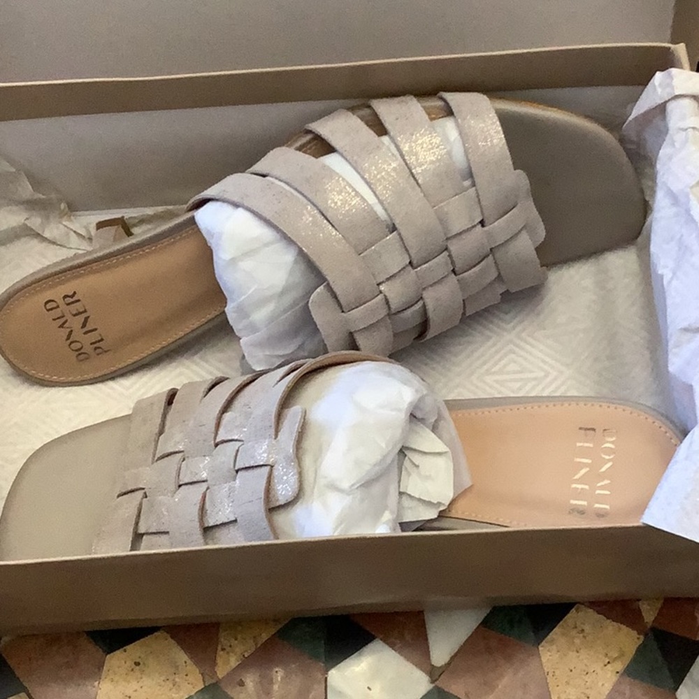 Get Ready For Spring With This Classic Designer, … - image 1